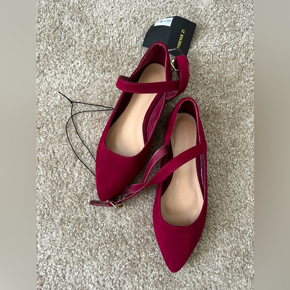 Forever 21 Pointed Toe Flats